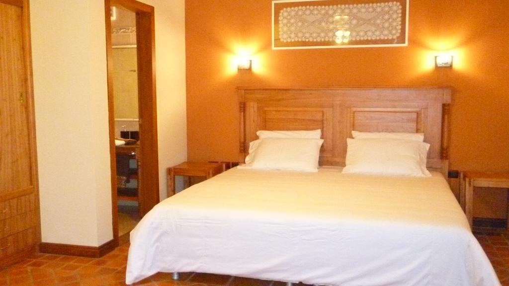 Villa Floreal Hotel Boutique Ασουνσιόν Δωμάτιο φωτογραφία